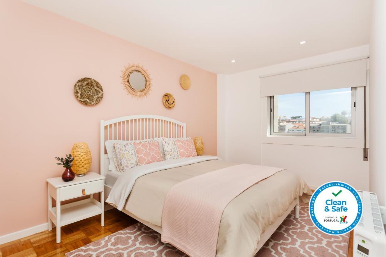 Sancha Apartment - In The Centre Near The Aliados Порто Екстериор снимка