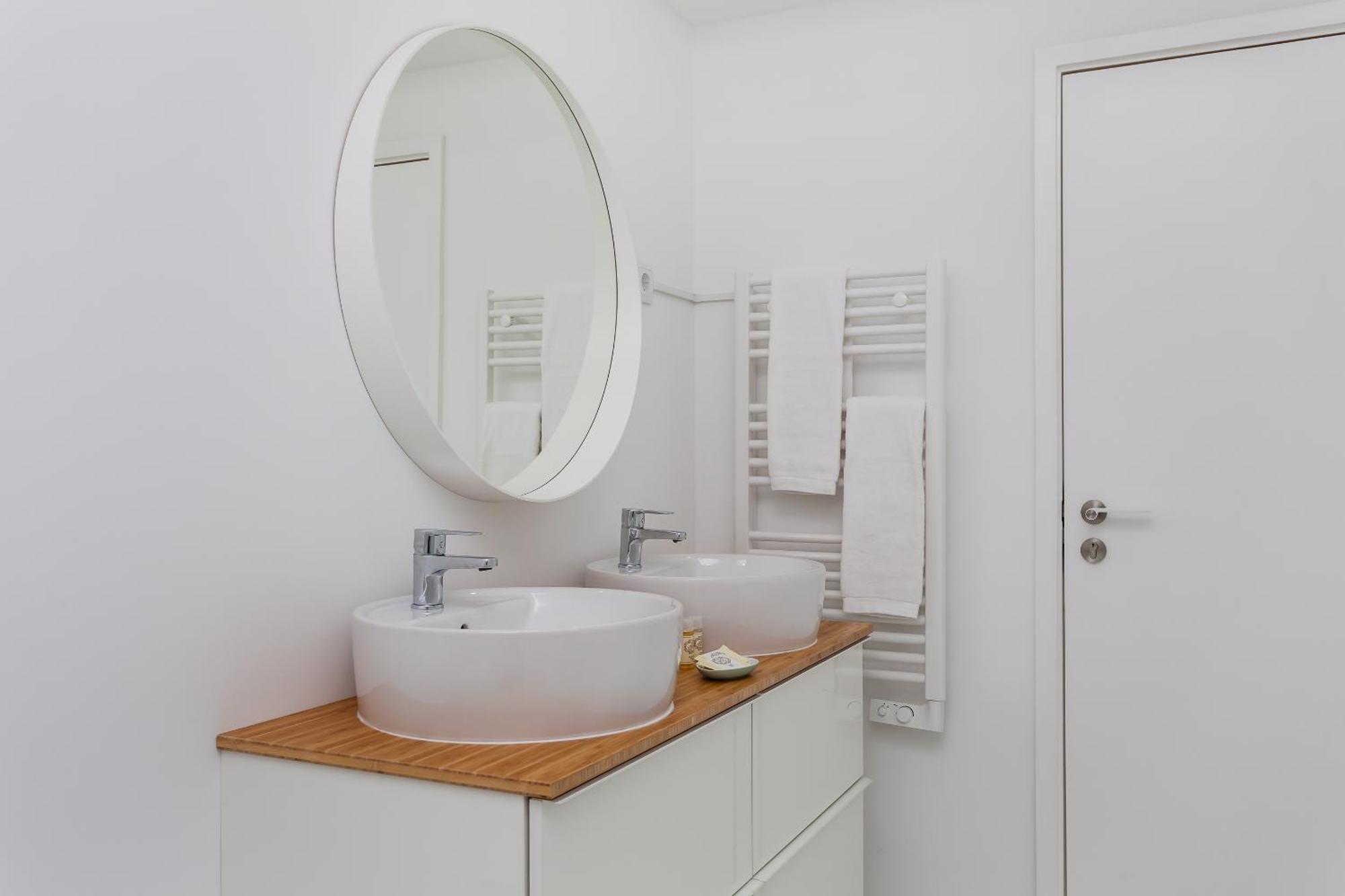 Sancha Apartment - In The Centre Near The Aliados Порто Екстериор снимка